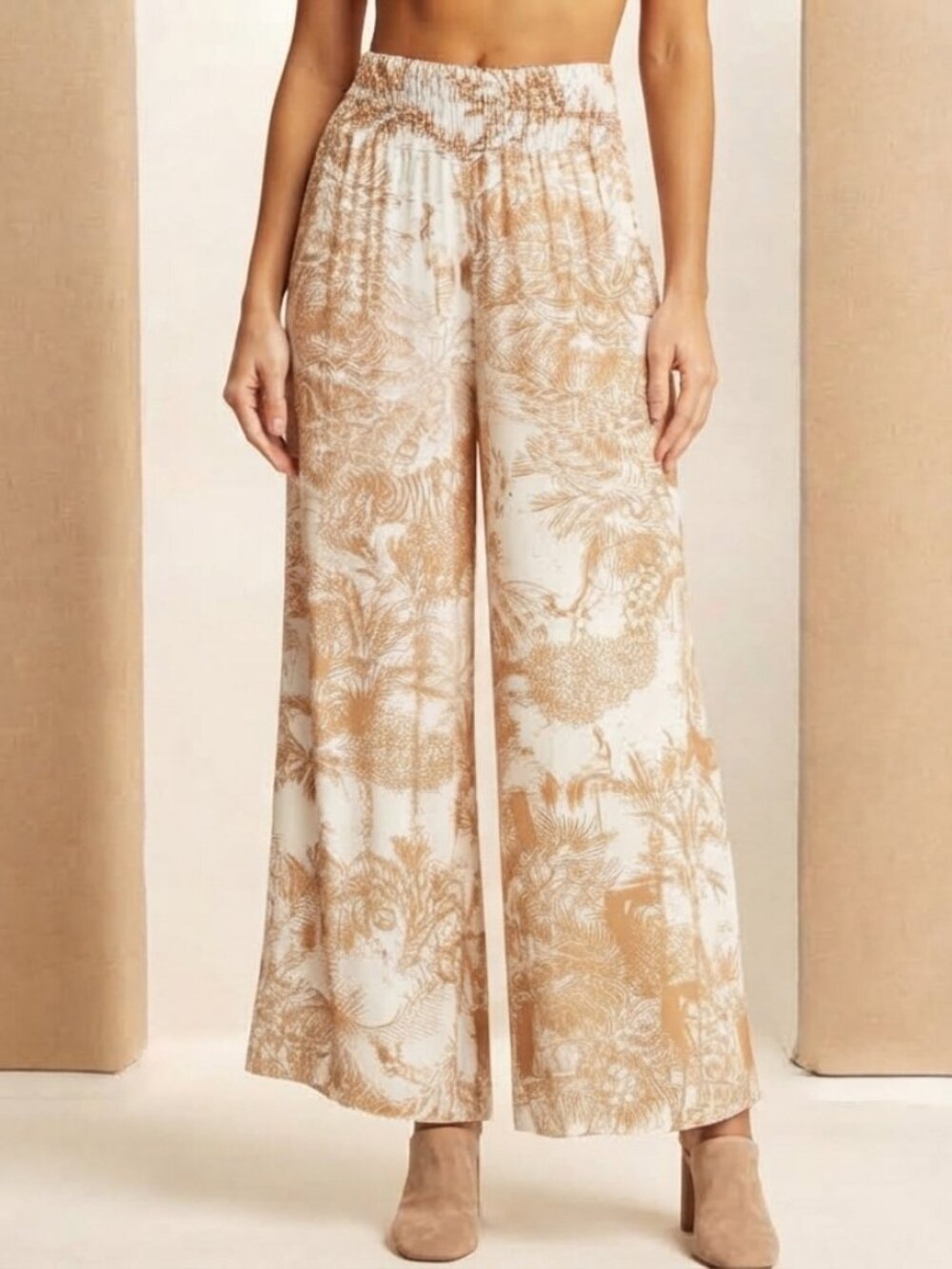 Scandal Italy Women’s Tropical Print Wide Leg High Rise Pants